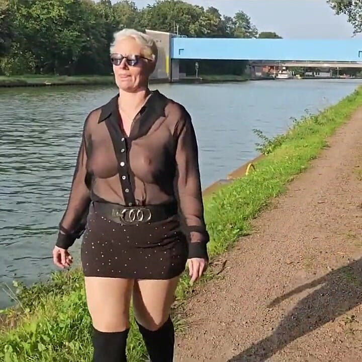 Fucked Myself with My Vibrator by the Mittelland Canal