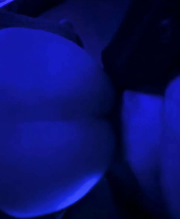 It’s one of those night you wanna play dirty