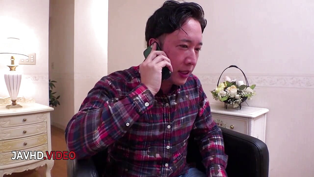 着物姿の加藤恵真が熱いフェラの後に激しく突かれる