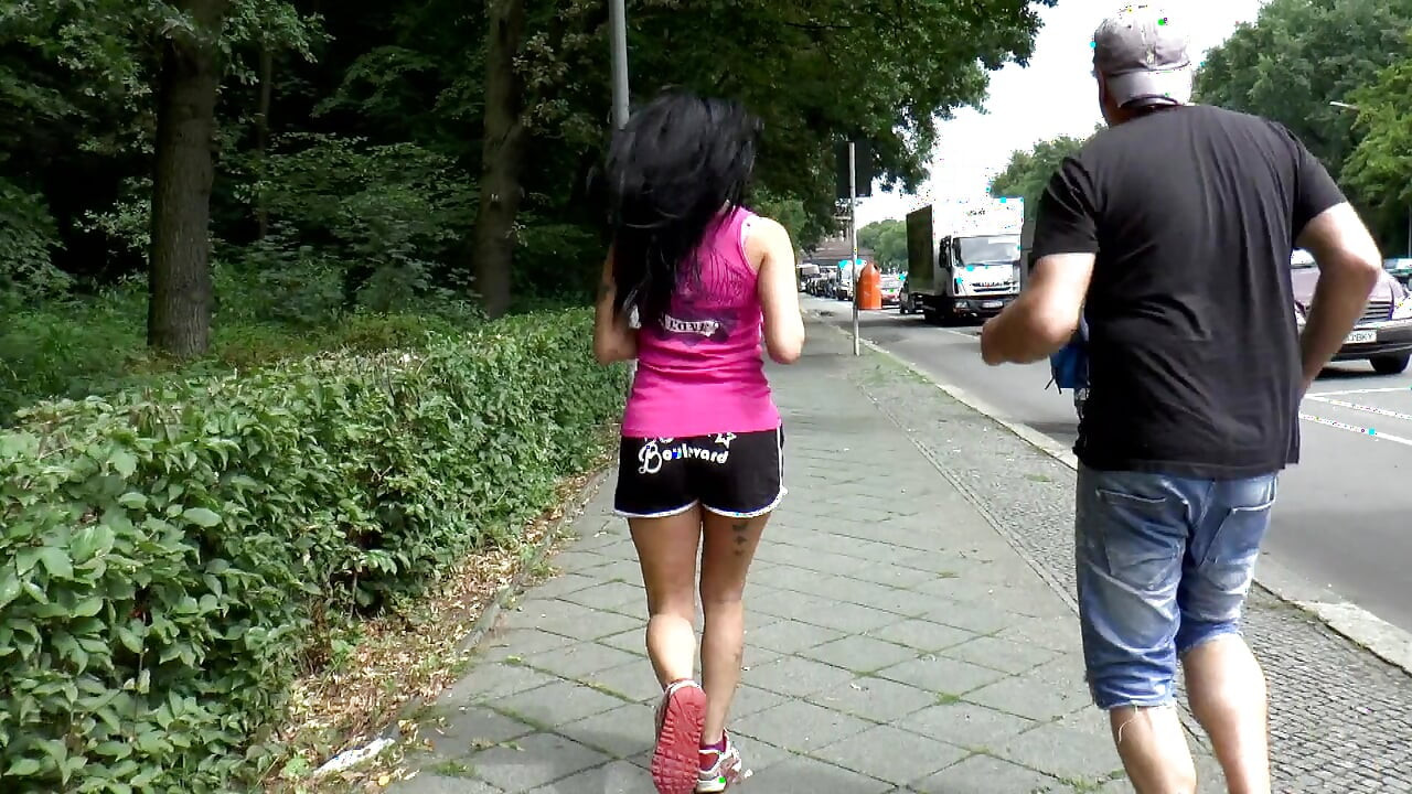 Sexy MILF picked up and banged hard in the car from her fucker