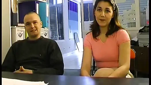 Teddy ve Stephanie ateşli bir oyuncu seçmelerinde.