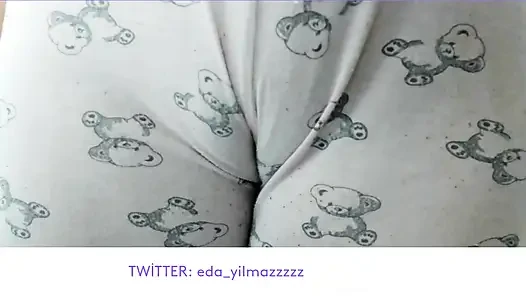 CAMELTOE- SWOLLEN PUSSY- PUSSY IN PAJAMAS