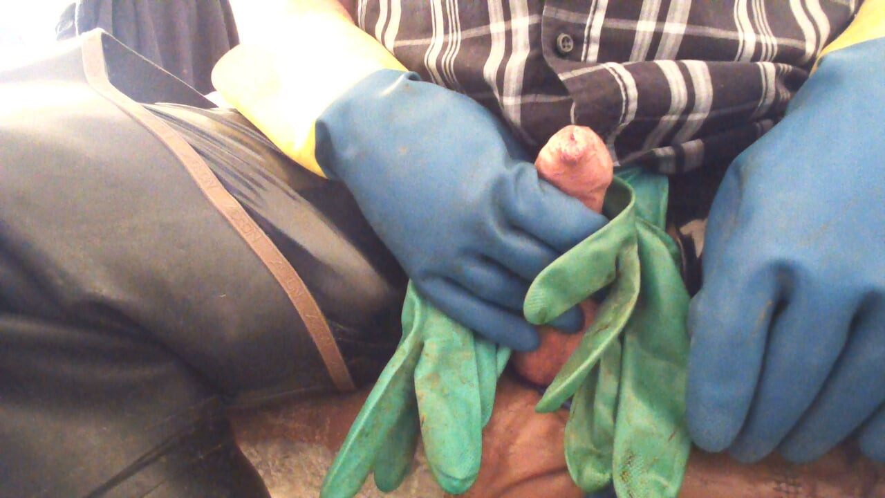 My daily wank with cum stained rubber gloves wearing my cum stained rubber waders