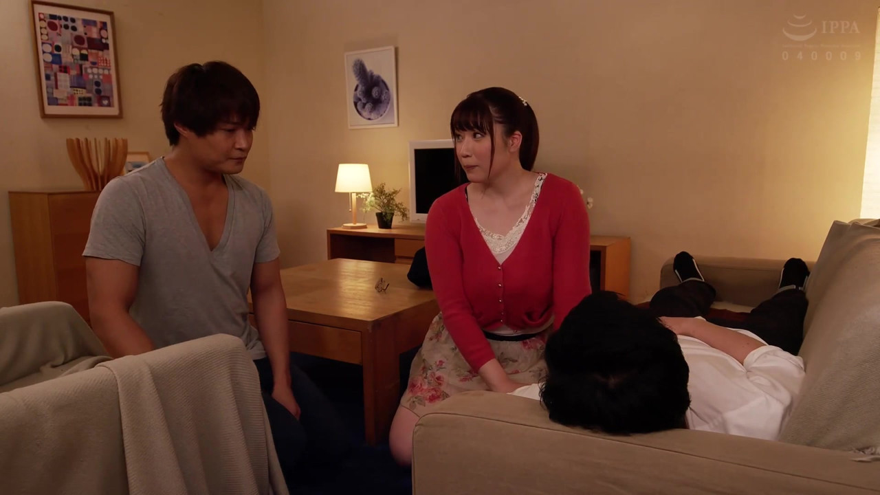 隣人のエステ師に性感開発され寝取られてしまったうちのJカップ美爆乳むっちり潮吹き妻