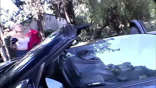 Vintage - si cewek rambut pirang dengan toket besar lagi asik muasin memeknya pakai mainan seks b j