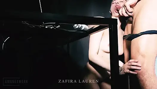 Faphouse modeli Zafira Lauren yine dölle kaplanıyor
