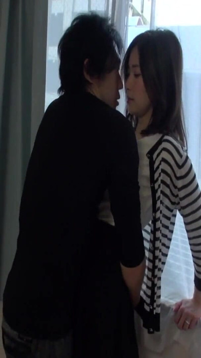 Hitomi - Housewife Pick-Up (34y Old) Vol. 3 | Clip 1