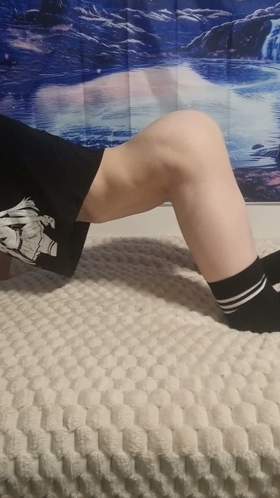 femboy arching practice :3