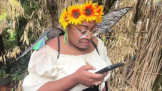 Library Fairys lesbischer vorzug - cliff media productions