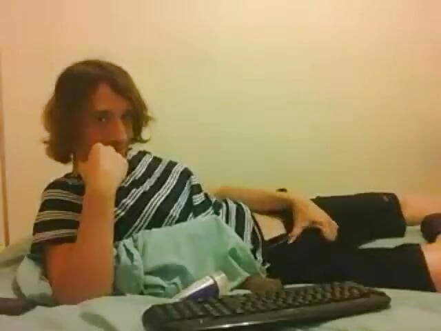 Sesiunea solo de Chaturbate a lui Lil Taste; Fără sunet / fără spermă / fără orgasm
