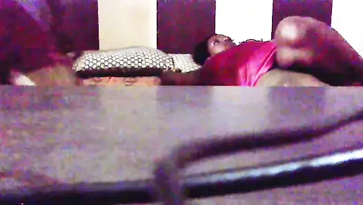 Abang tiri dan saudara tiri sendirian