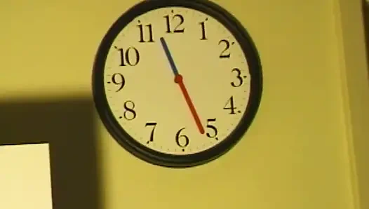 Versaute Taxifahrt: Heiße Blondine im Auto und auf dem Sofa