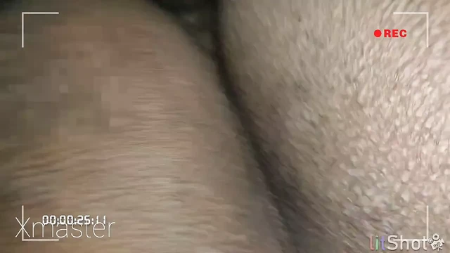 Дези трахается
