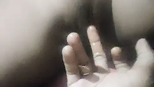 Мачеха показала свою киску своей мачехе и получила массаж