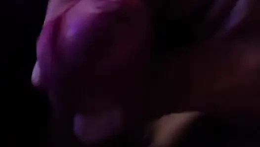 Yüzük ile mega döl boşalması