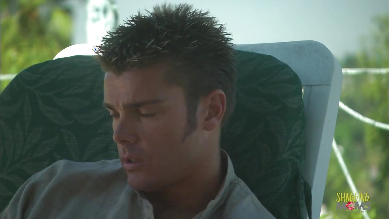 Seeing his gorgeous neighbor sunbathing topless made him want to eat her juicy pussy