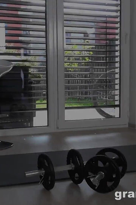 A sexy workout at GrandParentsX