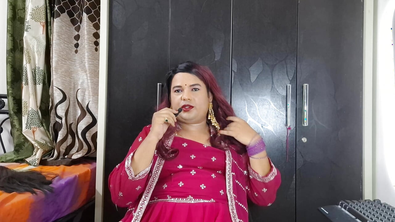 MILF Couger Sissy in Her Wild Mode for Her Fan Video on Demand