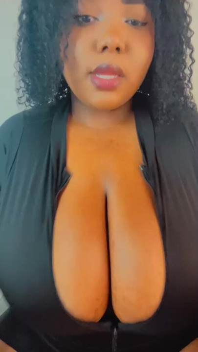 Shaking tits