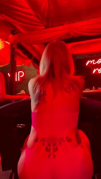 Stripper Va Todo El Camino
