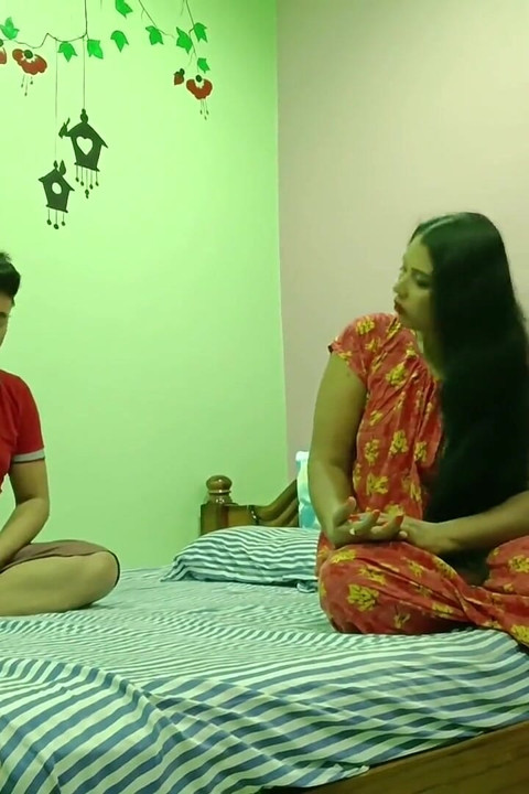 Desi romantische Bhabhi seks! Porokiya seks
