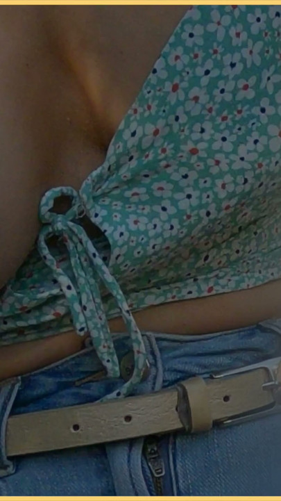 Wifey rides around on her bike flashing her tits | Clip 1