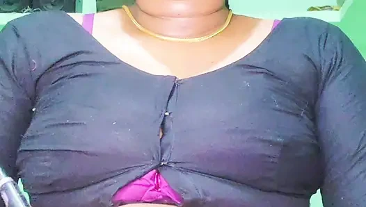 Tante India ketakutan setelah melihat suami kontol besar