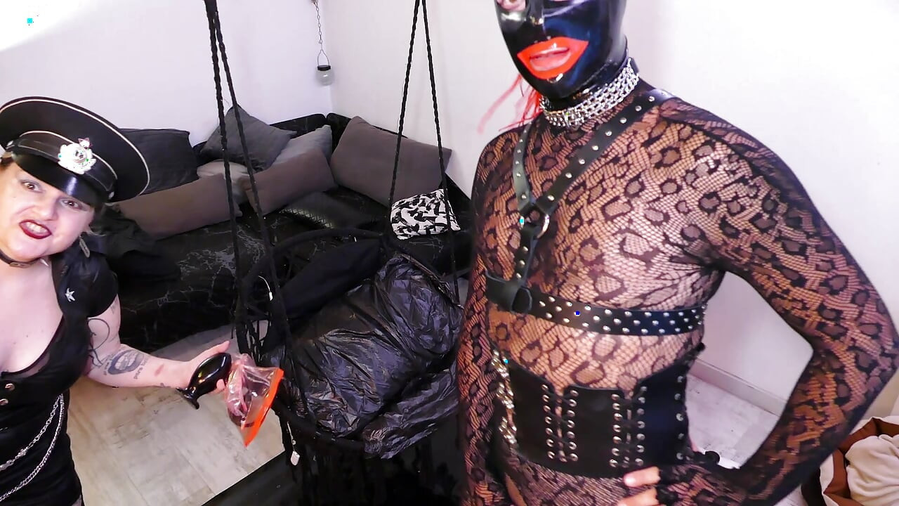 Katryn Anal Training n. 3 with Lady Sofia