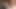 貧乳ブルネットは夫の大きなコックを取ります