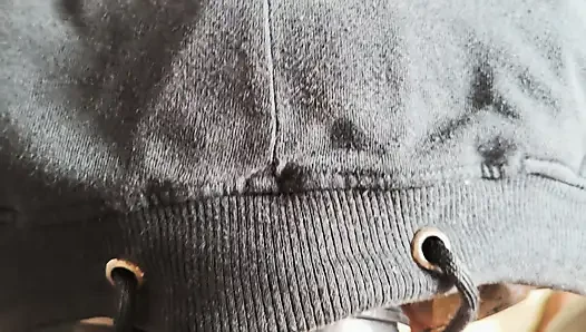 Oğlan büyük siyah yarağıyla seks oyuncağını itiyor - oğlan büyük yarağı amına sokuyor