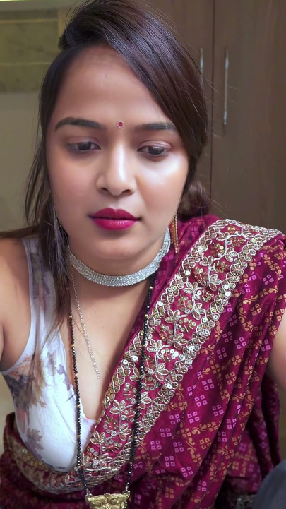 Karwachauth Sex with Hotel Boy- Desi Wife Cheated on Her Husband, She Fucked Hard After Seduced.
