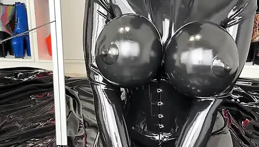 Cum Play with Me in Heavy Rubber
