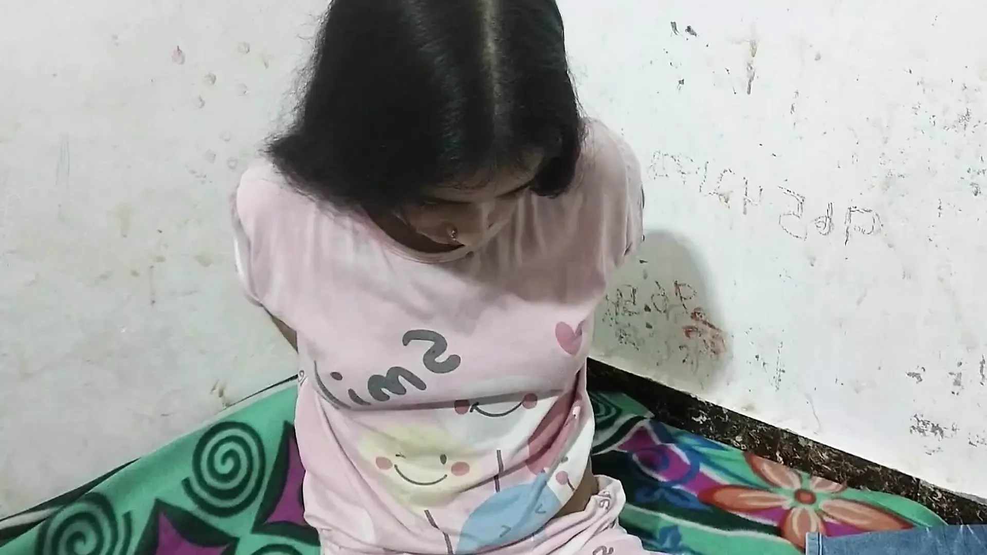 Little step sister ko chodne me maza aa gya