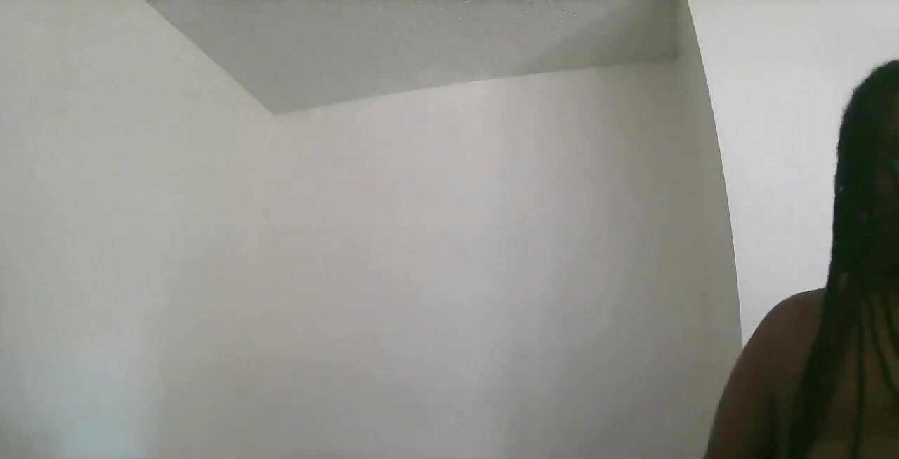 Njegova kraljica Suga strim