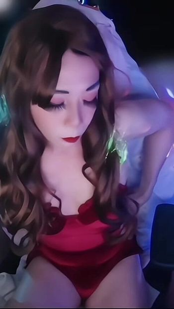 Live streaming in mijn rode sexy badpak, maakt me geil