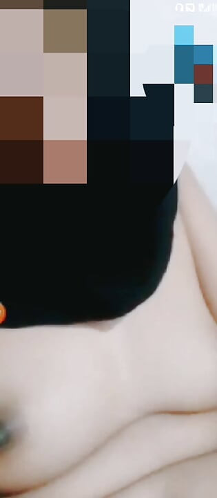 Nagrywanie ekranu rozmowy wideo przez telefon komórkowy z czyjąś żoną part2