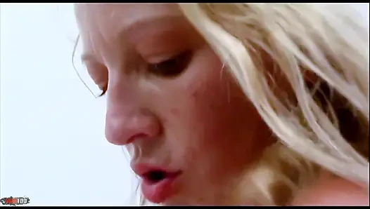 Zetah Niagara: 2 Blondinen und 1 Brünette für einen Glückspilz, der die 3 ficken wird