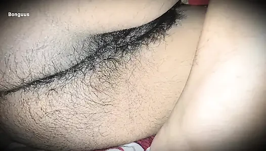 Desi Aunty fucking at night when she's home alone