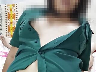 Preñada tailandesa estudiante chica exploradora mamada lamer coño vertical cámara