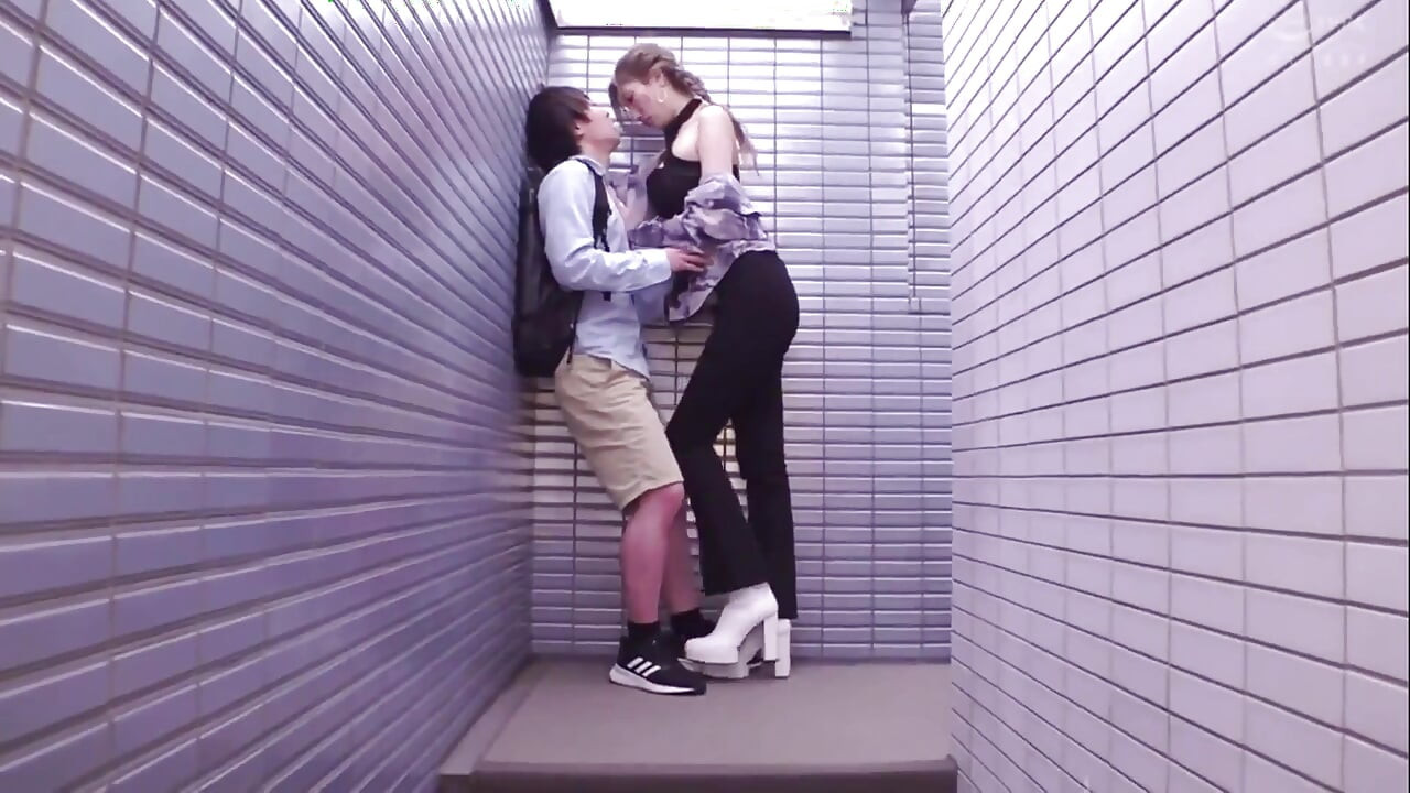 What Kind of Feeling, to Have Sex with a Super Tall Model Slut. Part.2