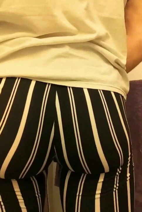 A HOT ASS, SPANDEX AND A HARD COCK
