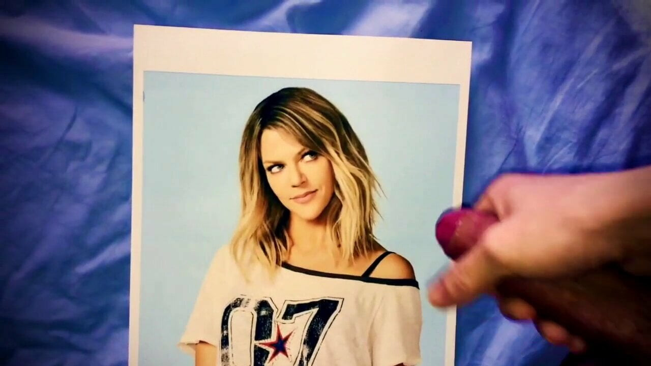 Kaitlin Olson cum tribute
