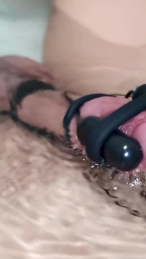 Huge cumshot in the bathroom without hands! | Clip 1