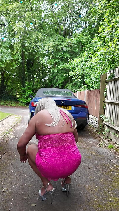 Sexy Crossdresser kellycd2022 in my pink dress and heels