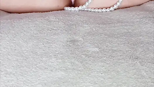 Громкий оргазм: соло-игра с игрушкой... Голодная до тебя