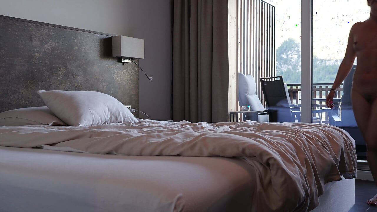 Luring a Stranger in Hallstatt: Balcony Strip & Raw Hotel Use - Deep Swallow Finish