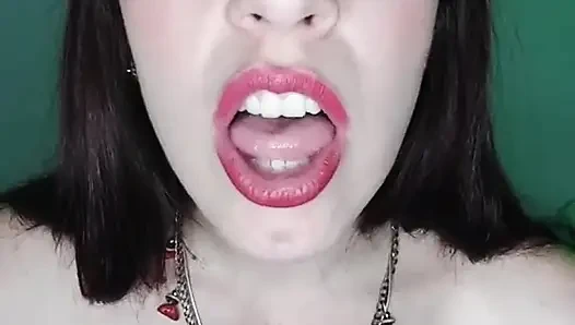 Shyyfxx Hot Influencer Stripteases Sin Bedste Ven Med En Lykkelig Slutning