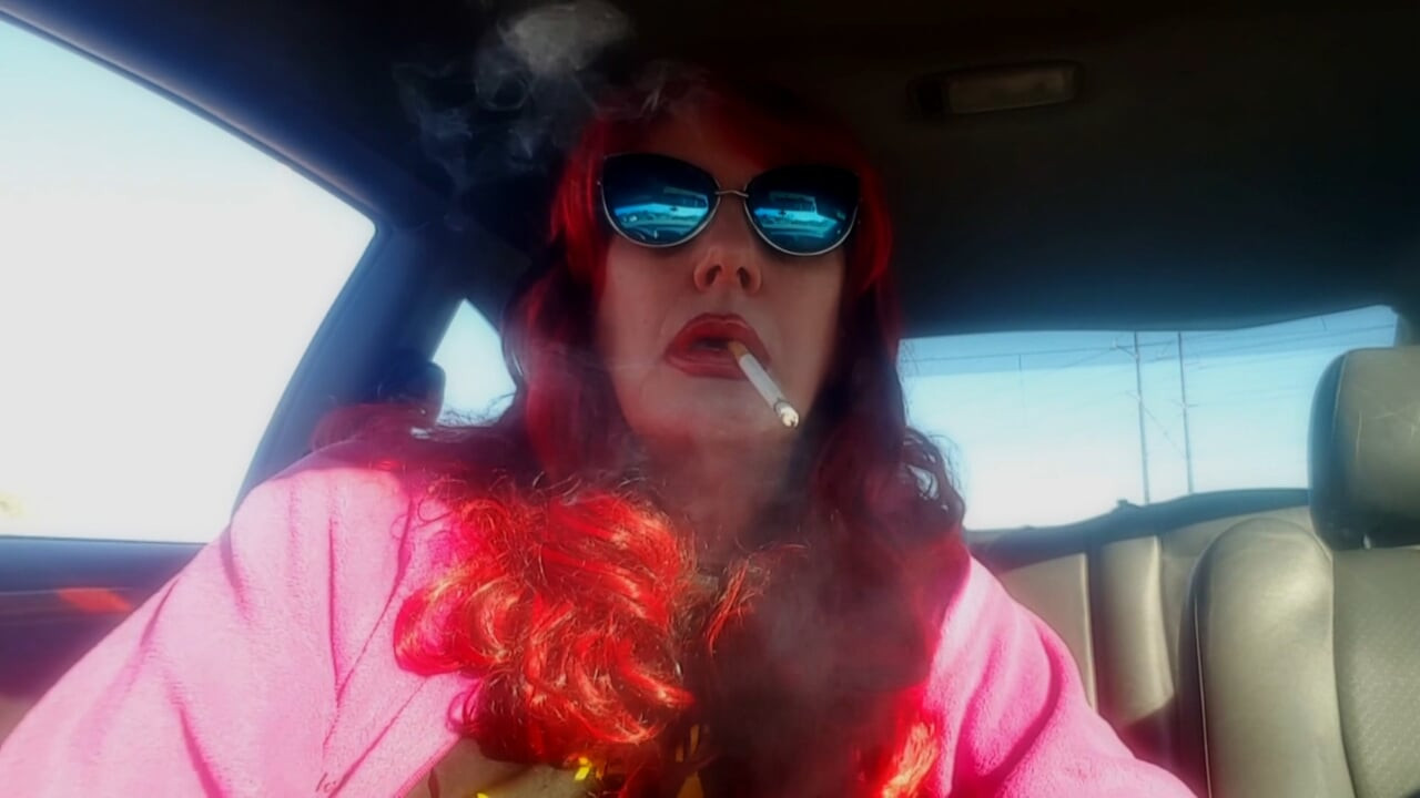MATURE REDHEAD CAR SMOKING MARLBORO 100s (Long Version)