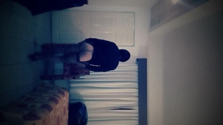 Salma Posing 2