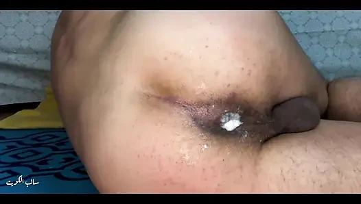 Arab Kuwaiti Cum Dump Creaming on Huge Dildo